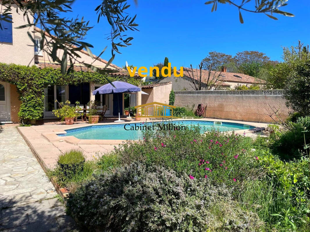 Maison à VIC-LA-GARDIOLE