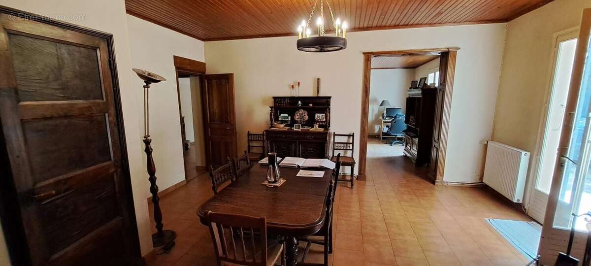 Maison 113 m² à Vauvenargues  - photo 2