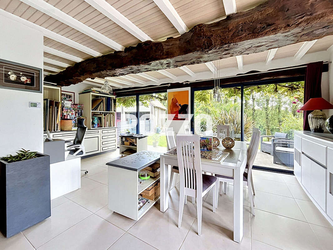 A VENDRE Authentique chaumière normande de 130 m² avec vue dégagée sur la campagne - photo 10