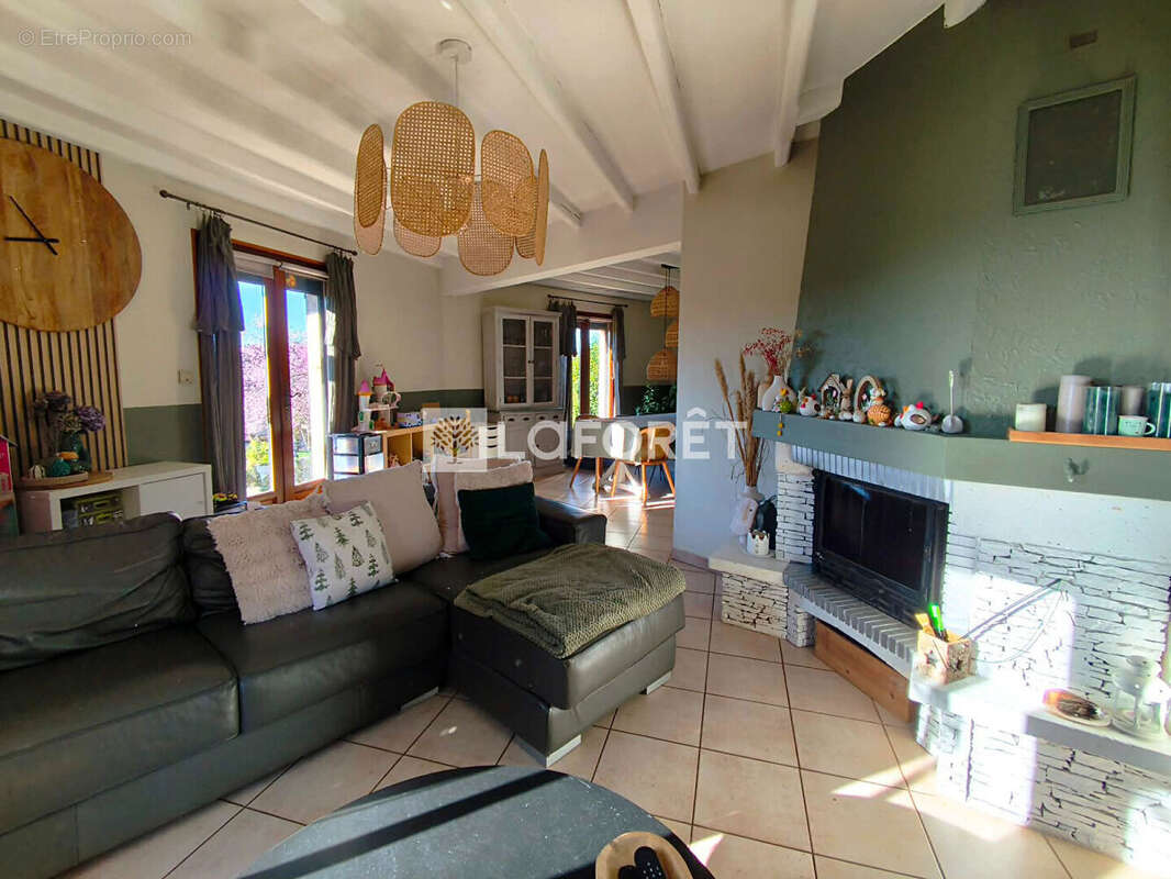 Maison Deyvillers 7 pièce(s) 139 m2 - photo 8