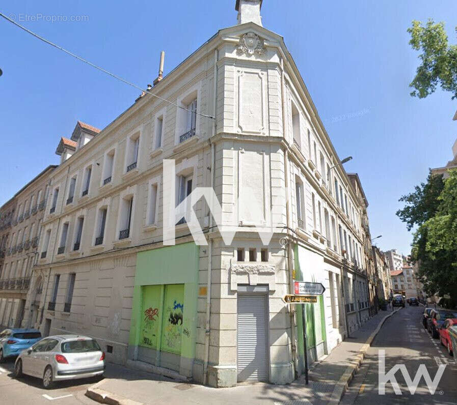 Commerce à SAINT-ETIENNE