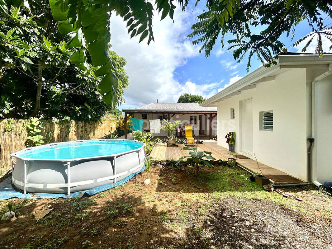 Maison à SAINTE-ROSE