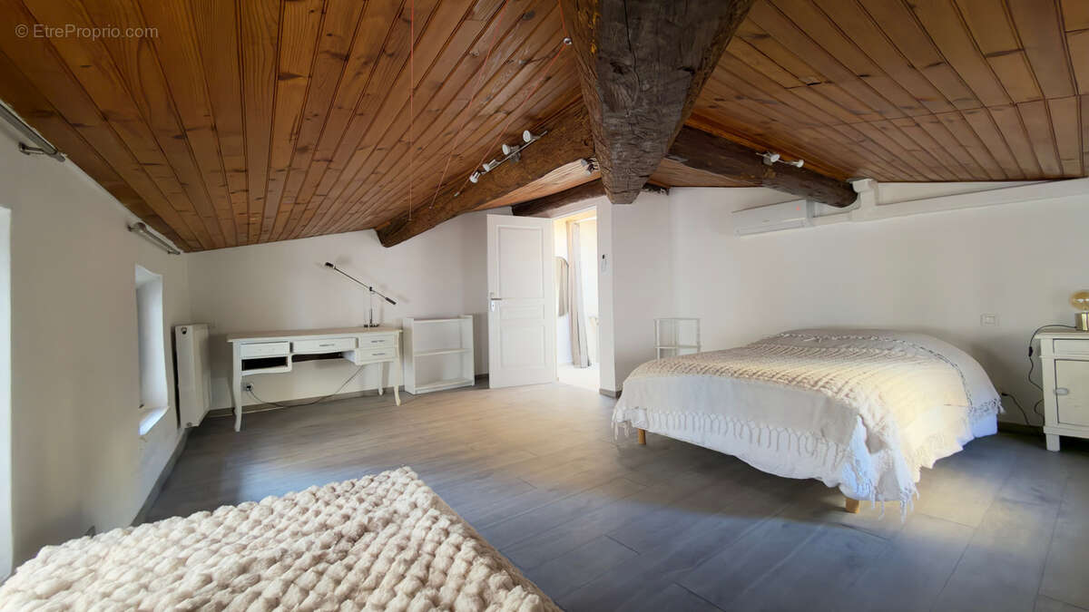 Maison à CARCASSONNE