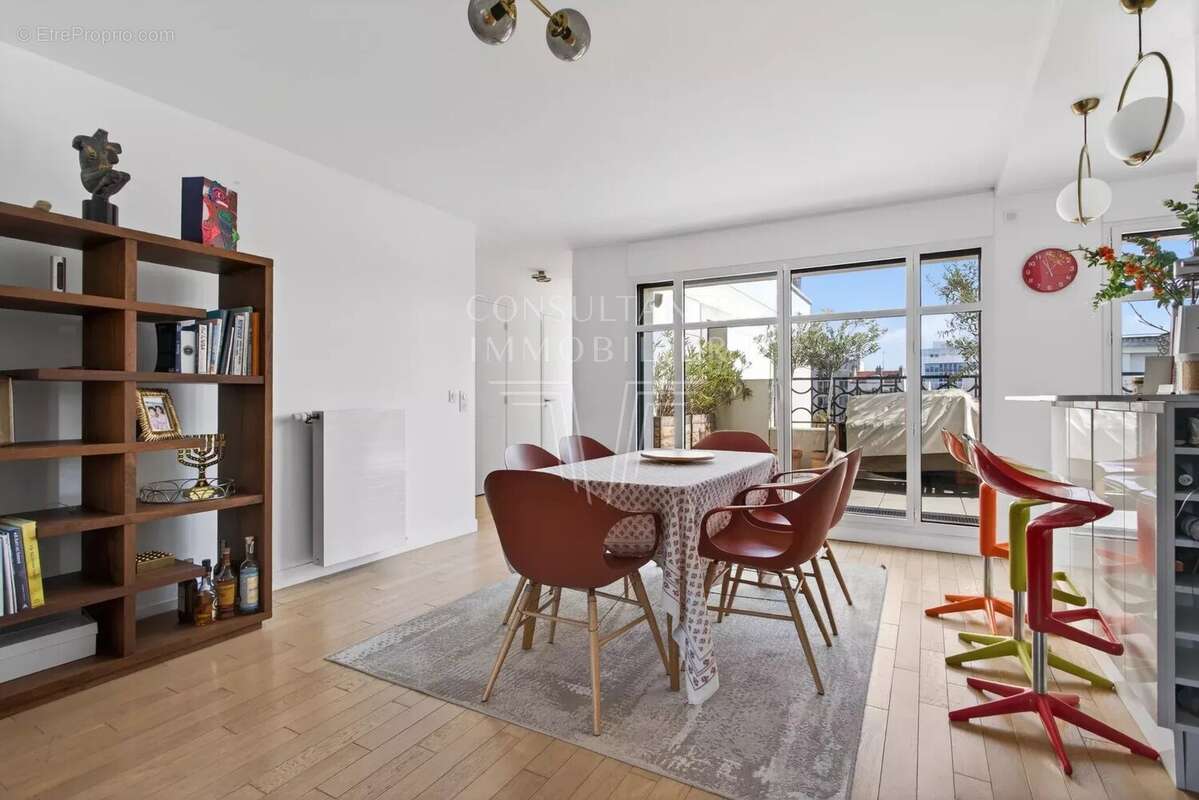 Appartement à LEVALLOIS-PERRET