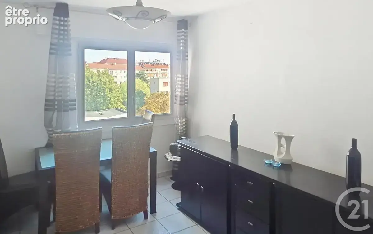 Appartement 2 pièces 41 m² à vendre à Creteil (94000) - photo 3