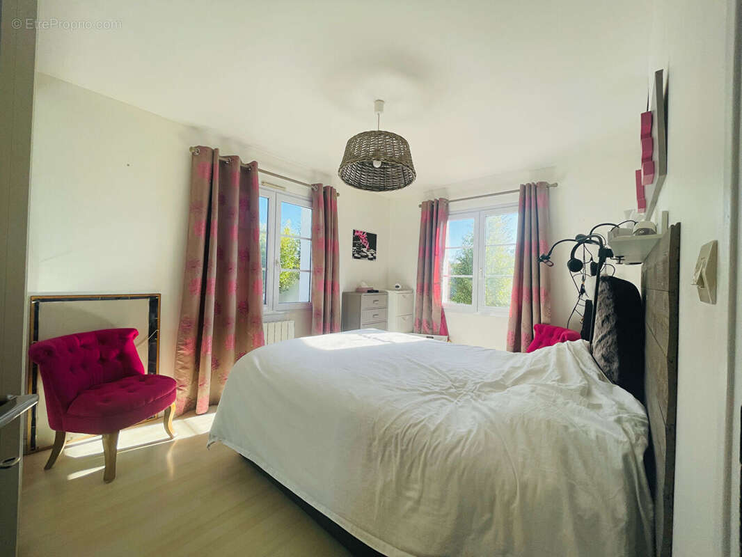 Maison à COMMEQUIERS