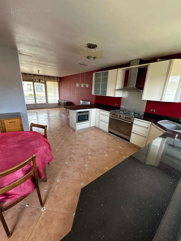 Maison F6 de 158m2 sur un terrain de 6 ares - photo 5