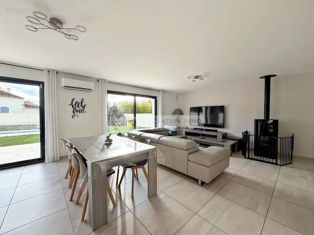 Maison à SAINT-MARTIN-DE-CRAU