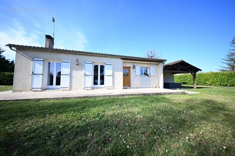 Maison à COURSAC