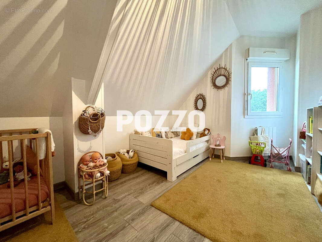 Maison Saint Planchers 6 pièce(s) 110 m2 sur 845m² - photo 15