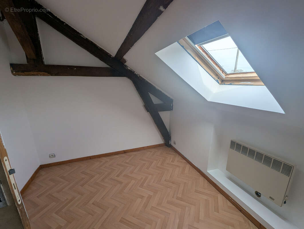 Maison à THEVET-SAINT-JULIEN