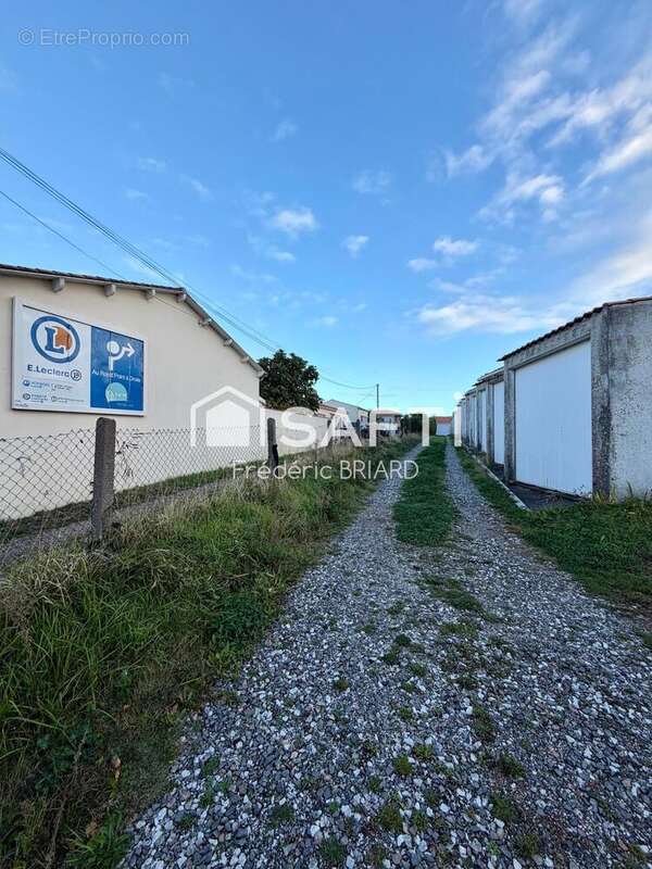 Photo 2 - Parking à L&#039;ILE-D&#039;OLONNE