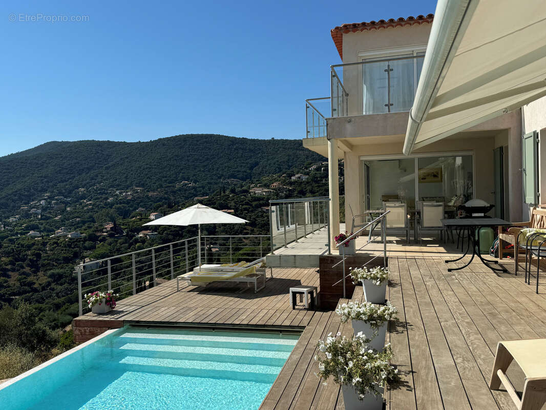 Maison à LA CROIX-VALMER