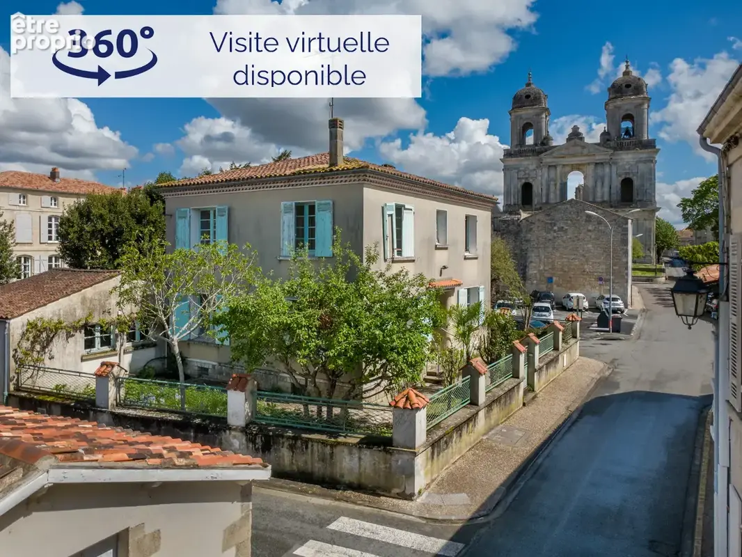 Photo Maison à Saint-Jean-D'angely au prix de 164 300€
