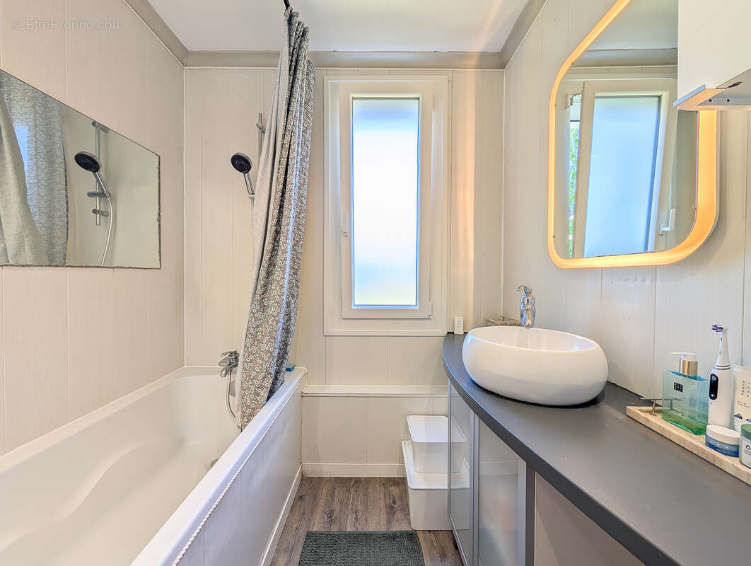 Maison familiale de 133 m2 à Galluis - photo 8