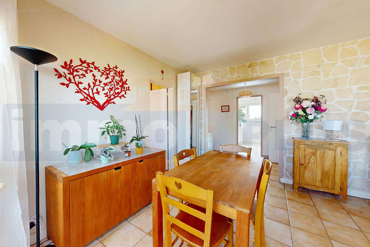 Appartement à BOIS-D'ARCY