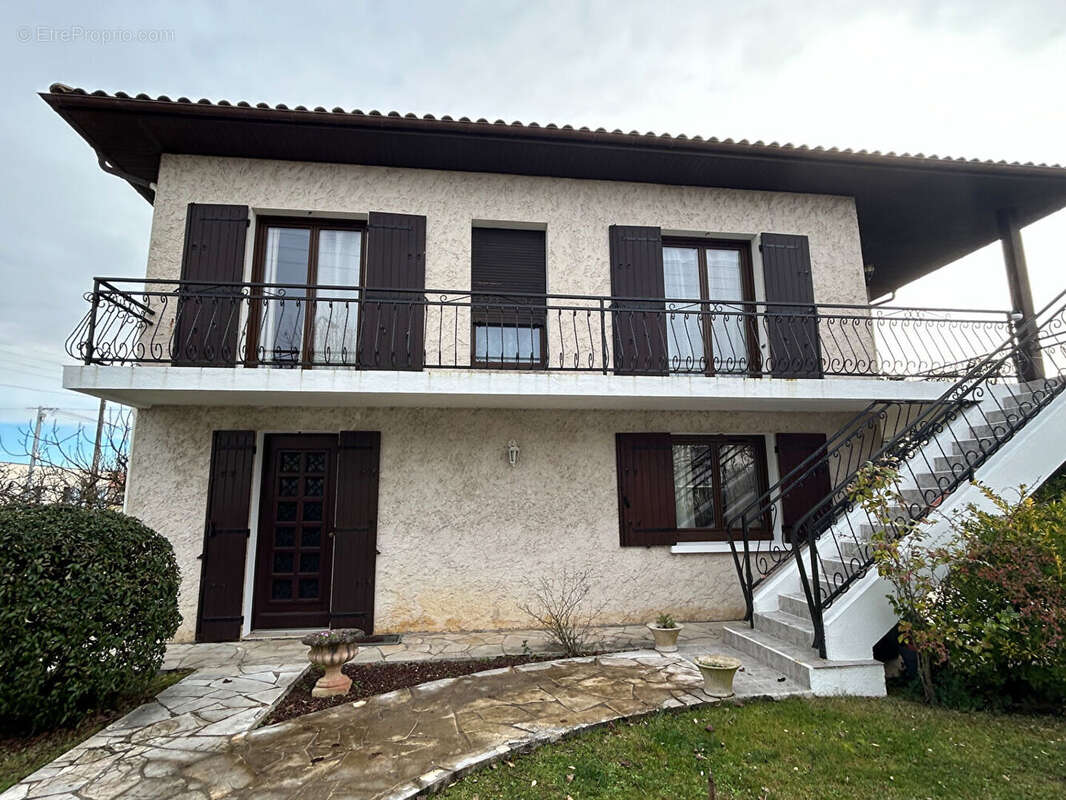 Maison à SAINT-GEORGES-DE-DIDONNE