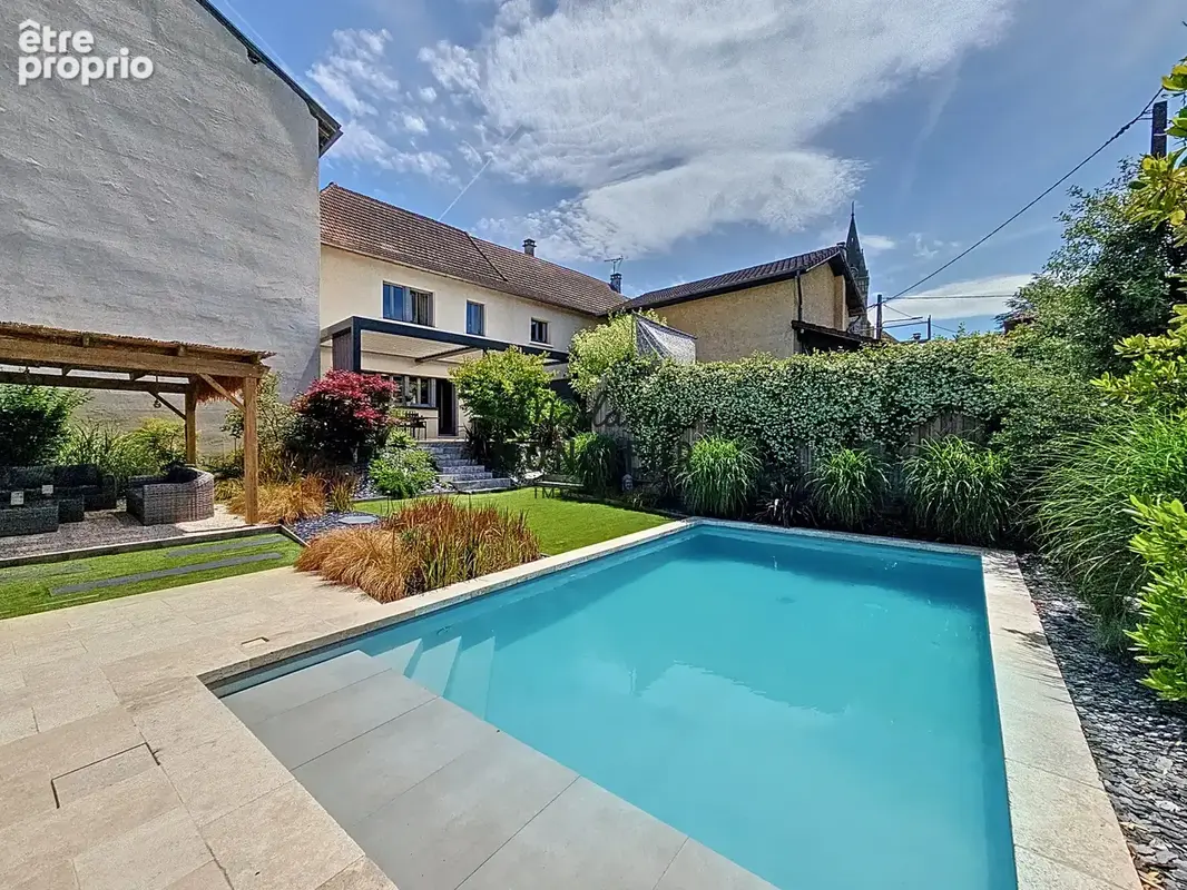 Propriété 280m2 avec jardin paysagé - photo 18