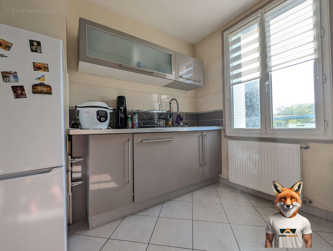 Appartement à PONT-SAINTE-MARIE