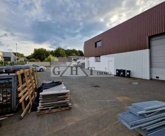 Commerce à FONTENAY-SOUS-BOIS