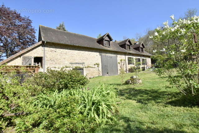 n°2 - Maison à LE CREUSOT