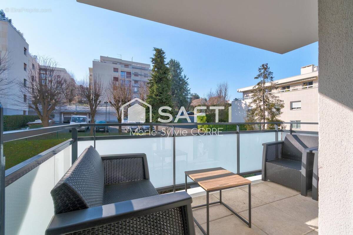 Photo 1 - Appartement à RUEIL-MALMAISON