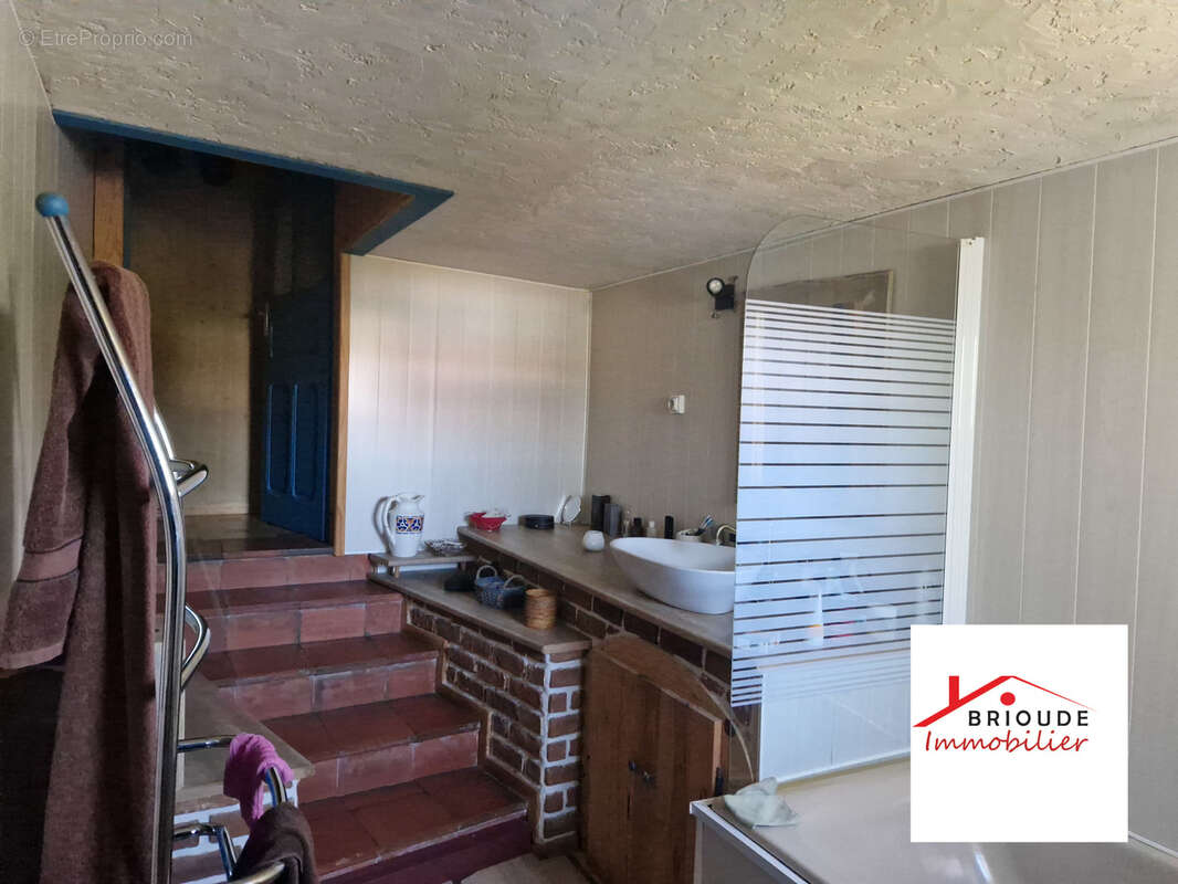Maison à BRIOUDE