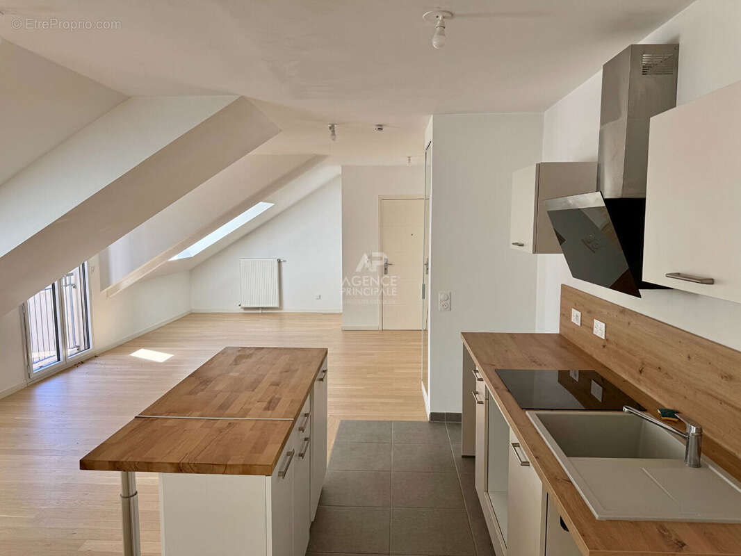 Appartement Le Mesnil Le Roi 2 pièce(s) 53.23 m2 - photo 3