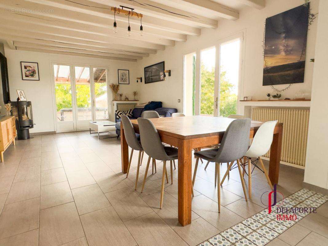 Maison à LA FRETTE-SUR-SEINE