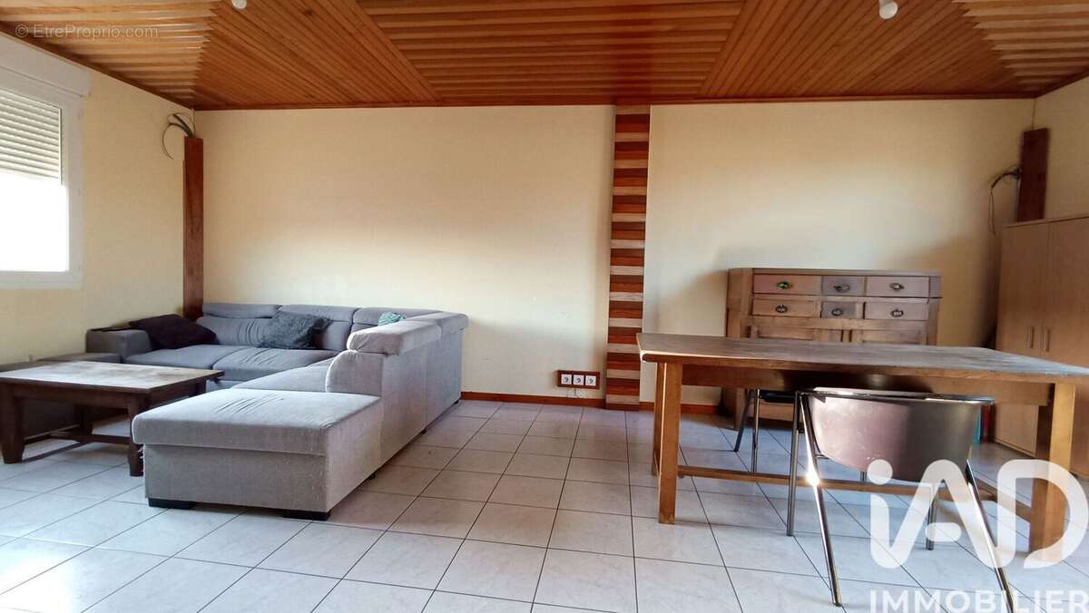 Maison 89 m² à Breteniere  - photo 7