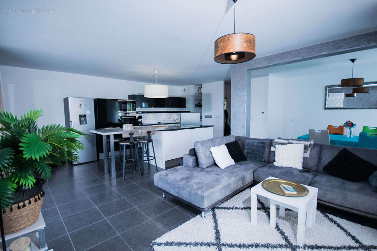 Appartement à ANNEMASSE