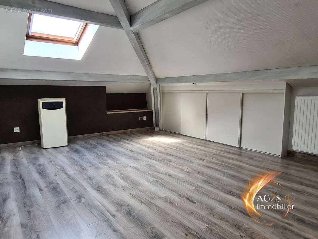  Appartement charmant en dernier étage - photo 7