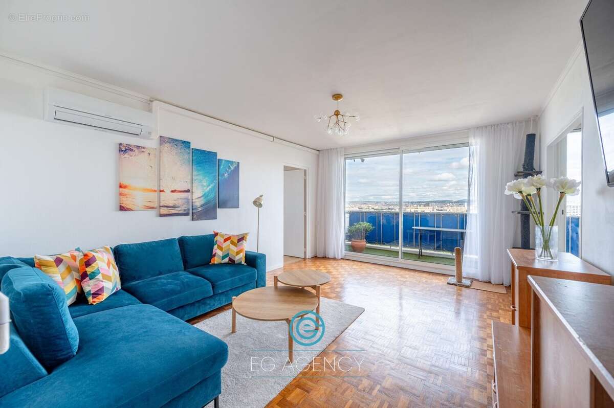 Appartement à MARSEILLE-9E