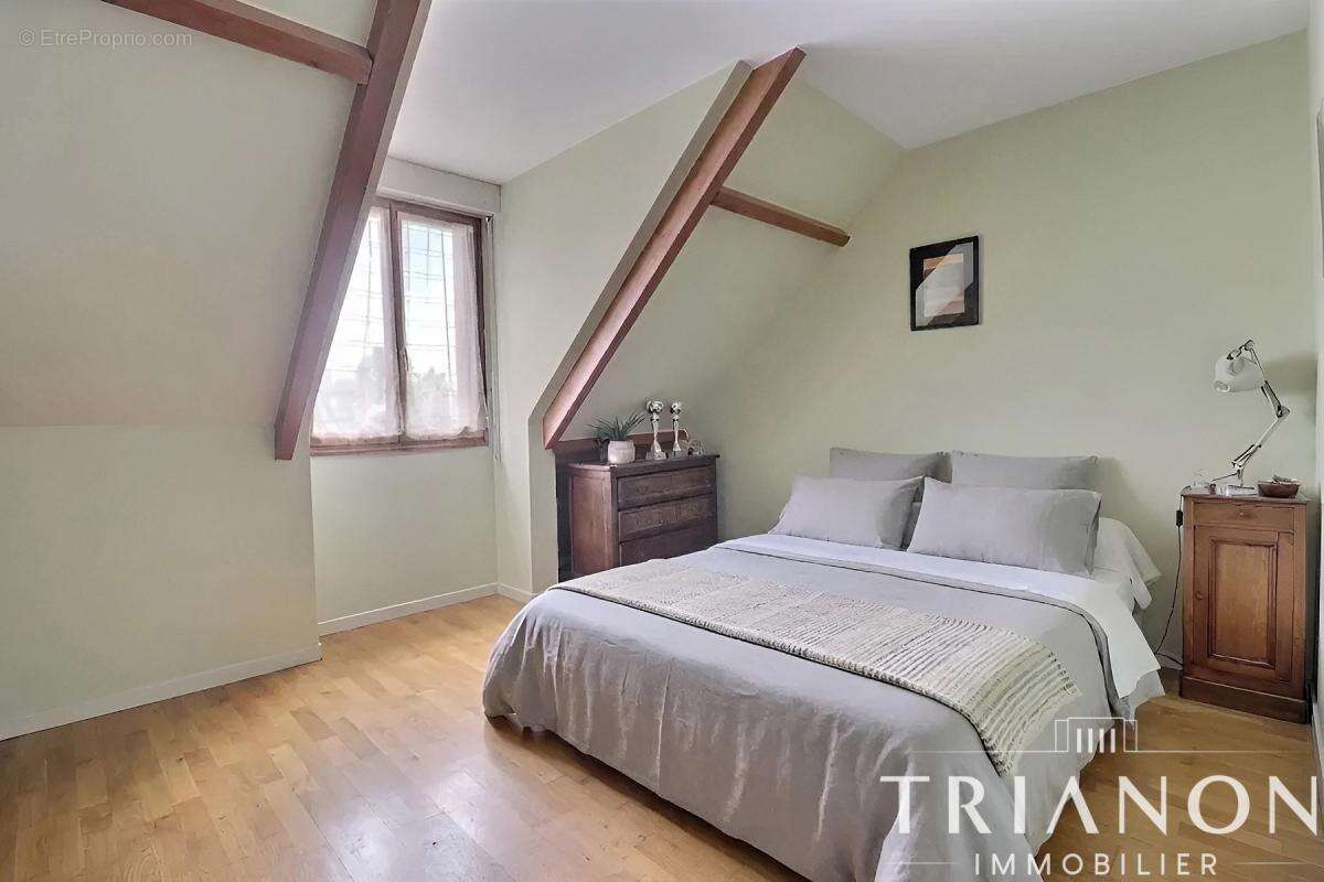 Maison à MARLY-LE-ROI