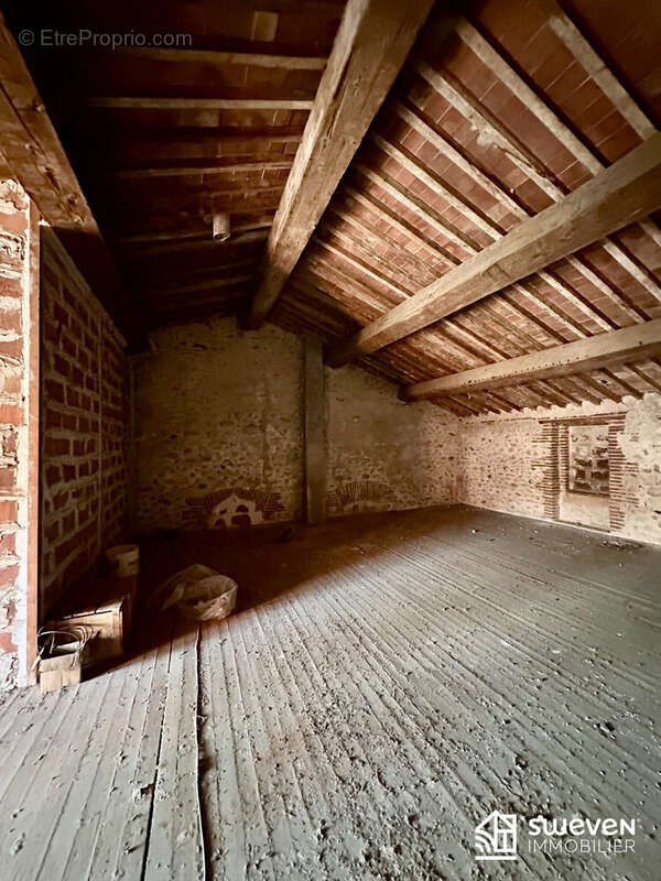 Maison à SAINT-JEAN-LASSEILLE