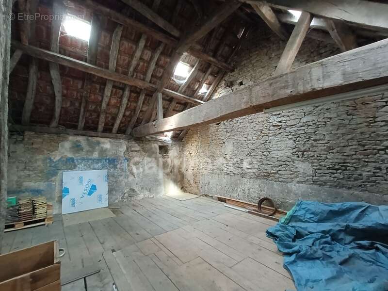 Maison à SENNECEY-LE-GRAND