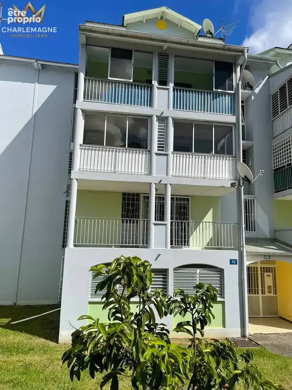Appartement T4 à vendre Baie Mahault - photo 2