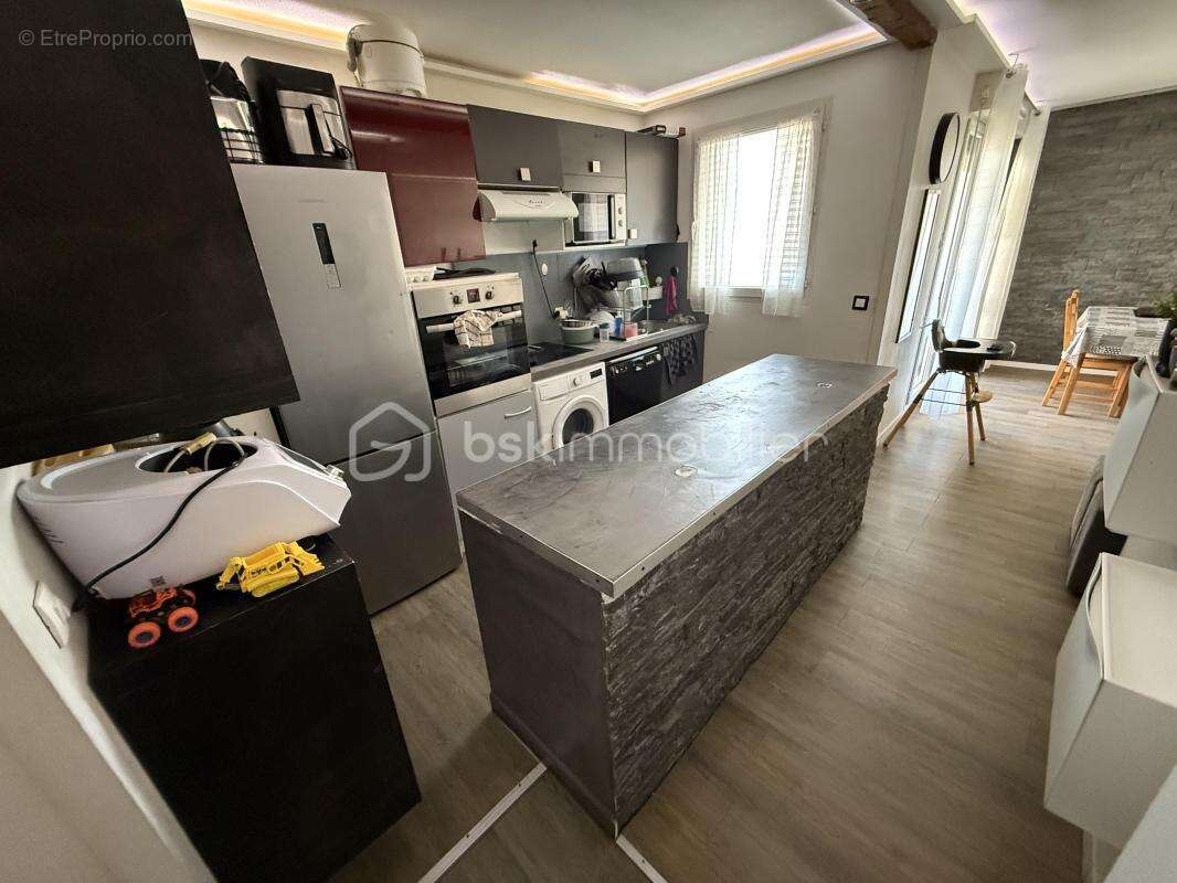 Appartement à LIEUSAINT