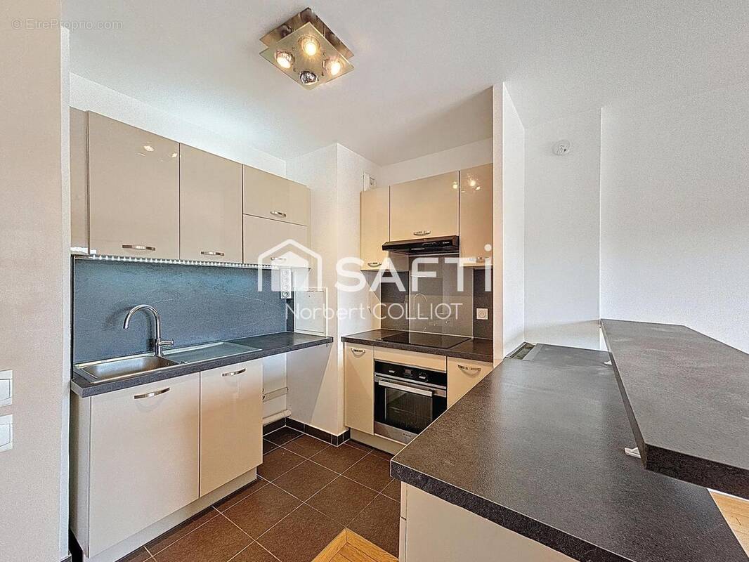 Photo 1 - Appartement à VELIZY-VILLACOUBLAY