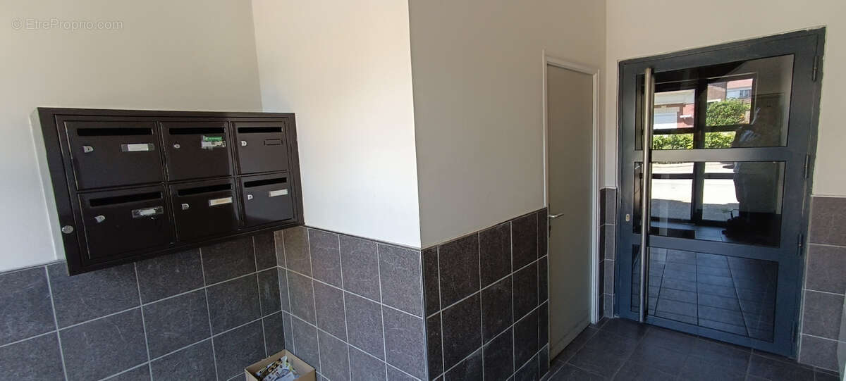 Immeuble de rapport - photo 2