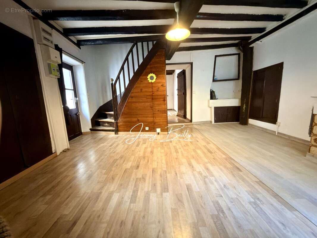 Maison 71 m² à Rigarda  - photo 5