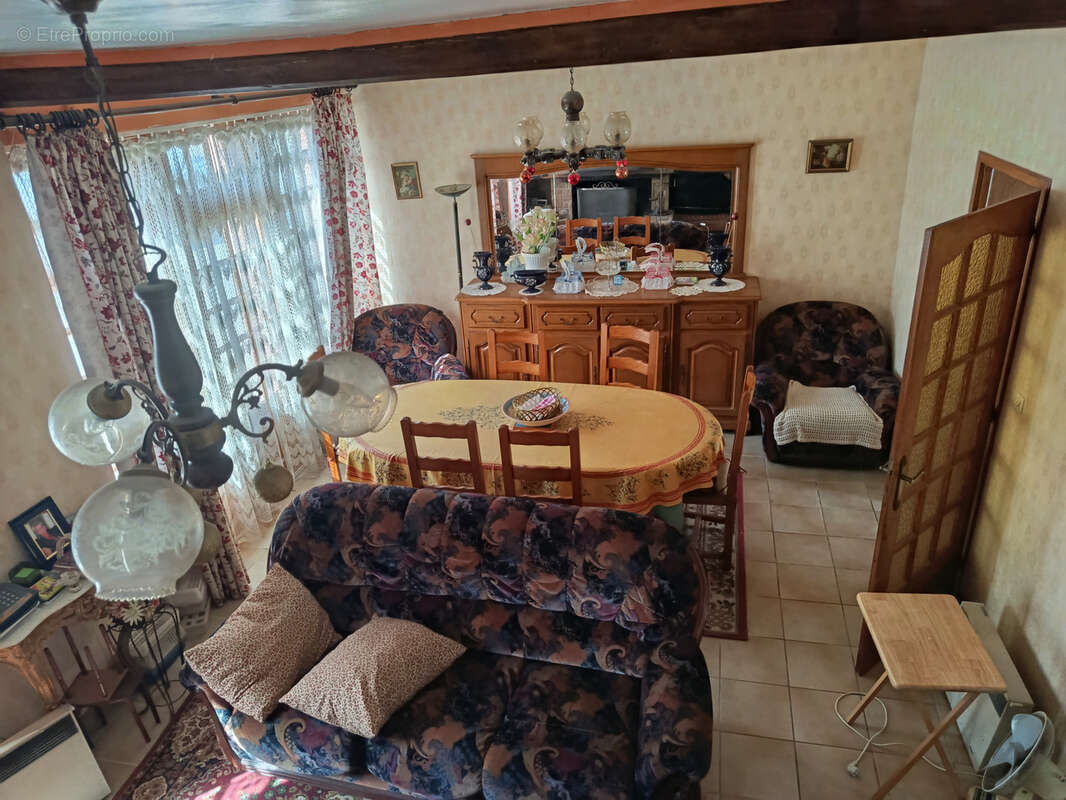 Maison à BENGY-SUR-CRAON
