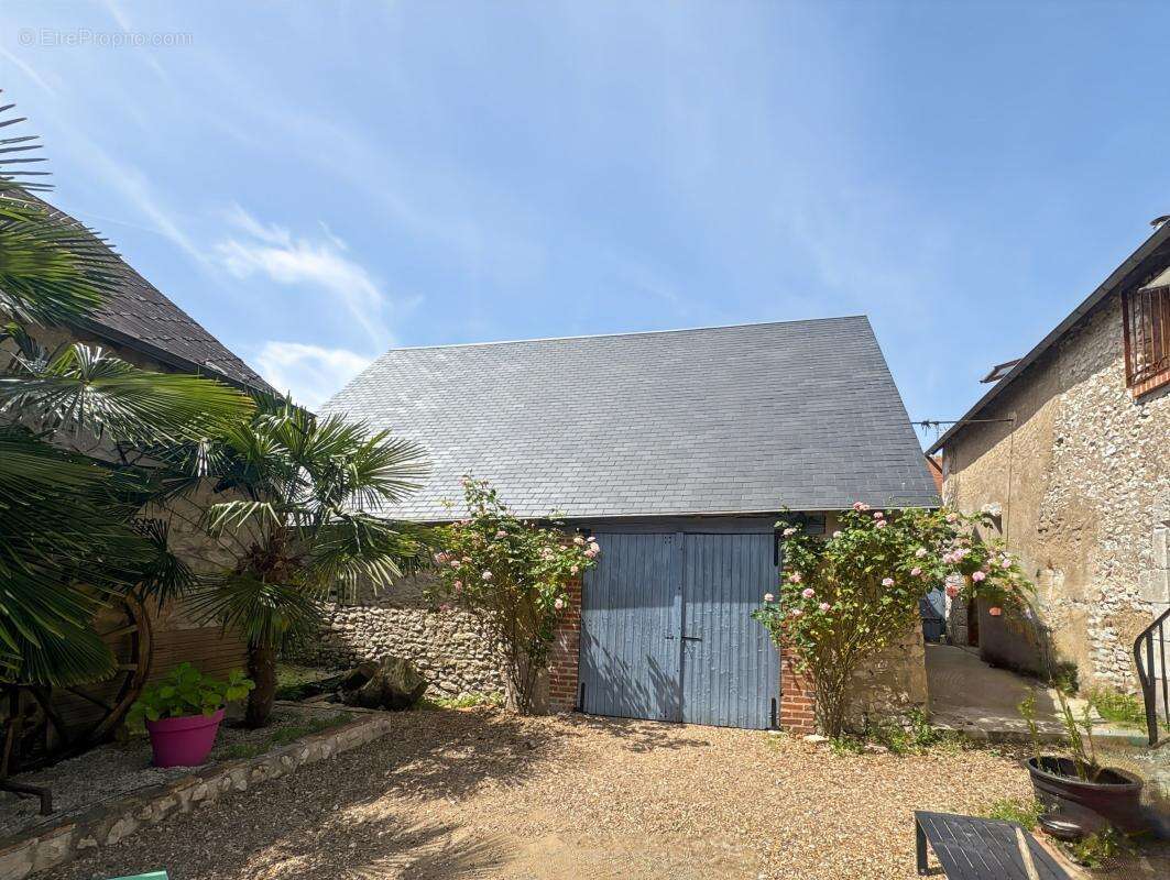 Maison avec beaucoup de caché - photo 3