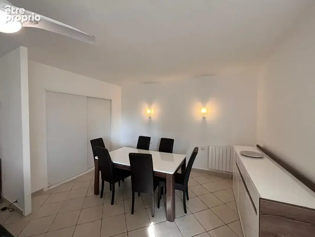 À deux pas des plages et du coeur de La Ciotat  Spacieux T3/4 de 75 m² dans une résidence sécurisée - photo 9