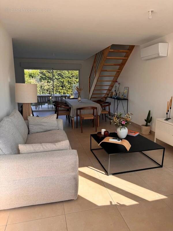 Maison à SAINT-SULPICE