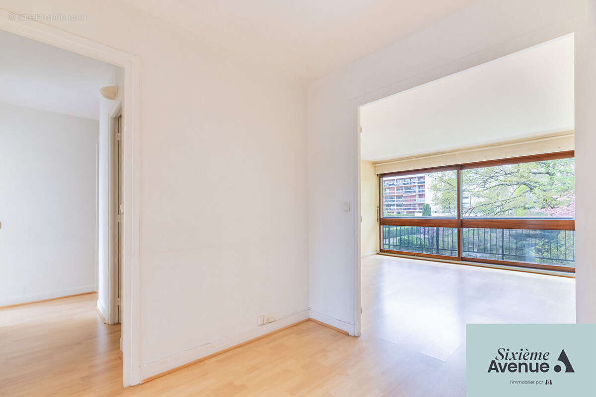 Appartement à CHILLY-MAZARIN