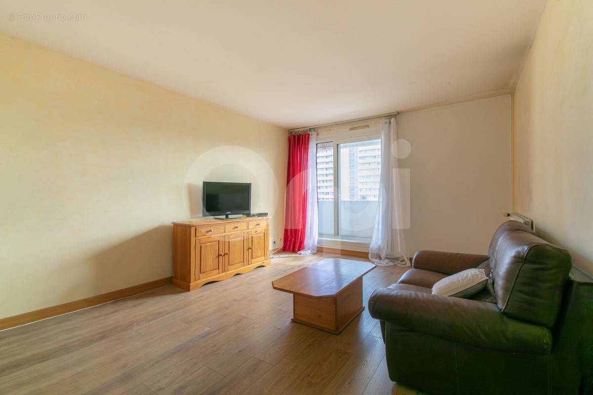 Appartement à BOISSY-SAINT-LEGER