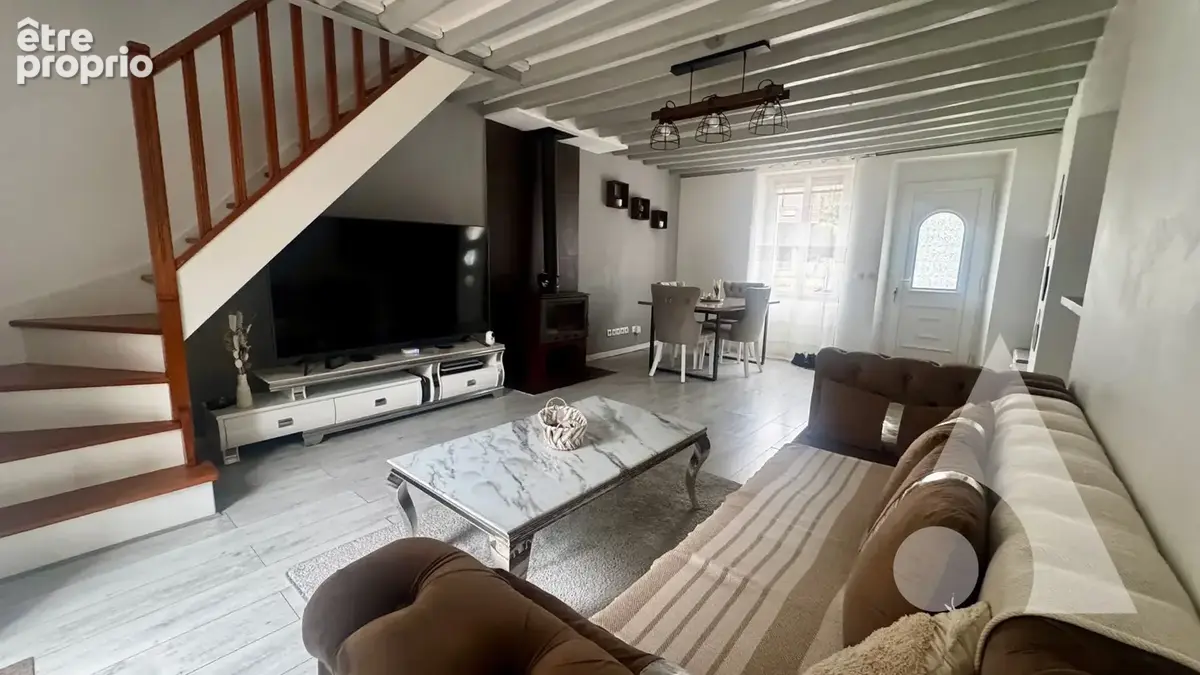 Maison La Villeneuve Sous Thury 4 pièce(s) 82 m2 - photo 2