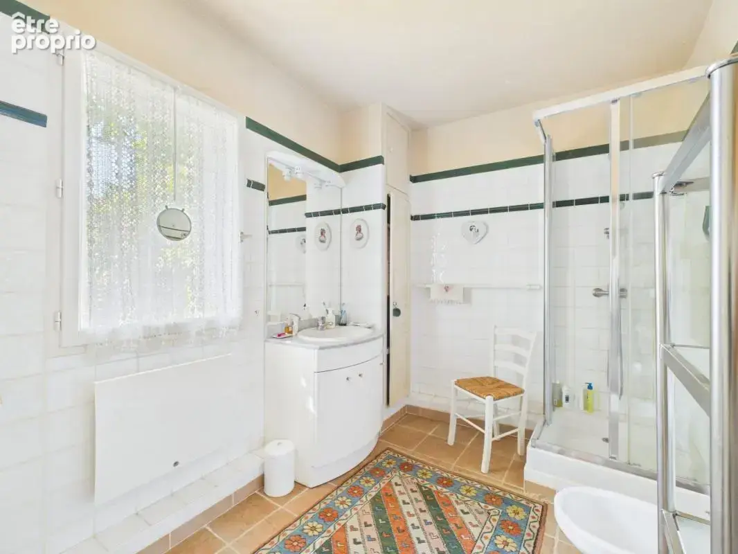 Bédoin, charmante maison nichée dans un écrin de verdure - photo 8
