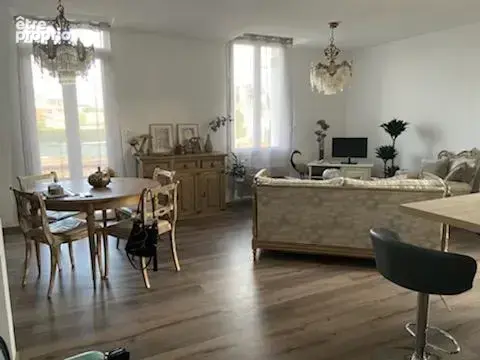 Appartement 232 m² à Semeac  - photo 8